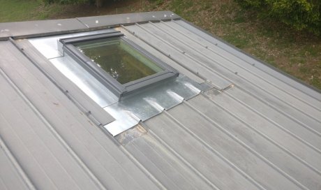 Remplacement de velux sur une toiture en bac acier